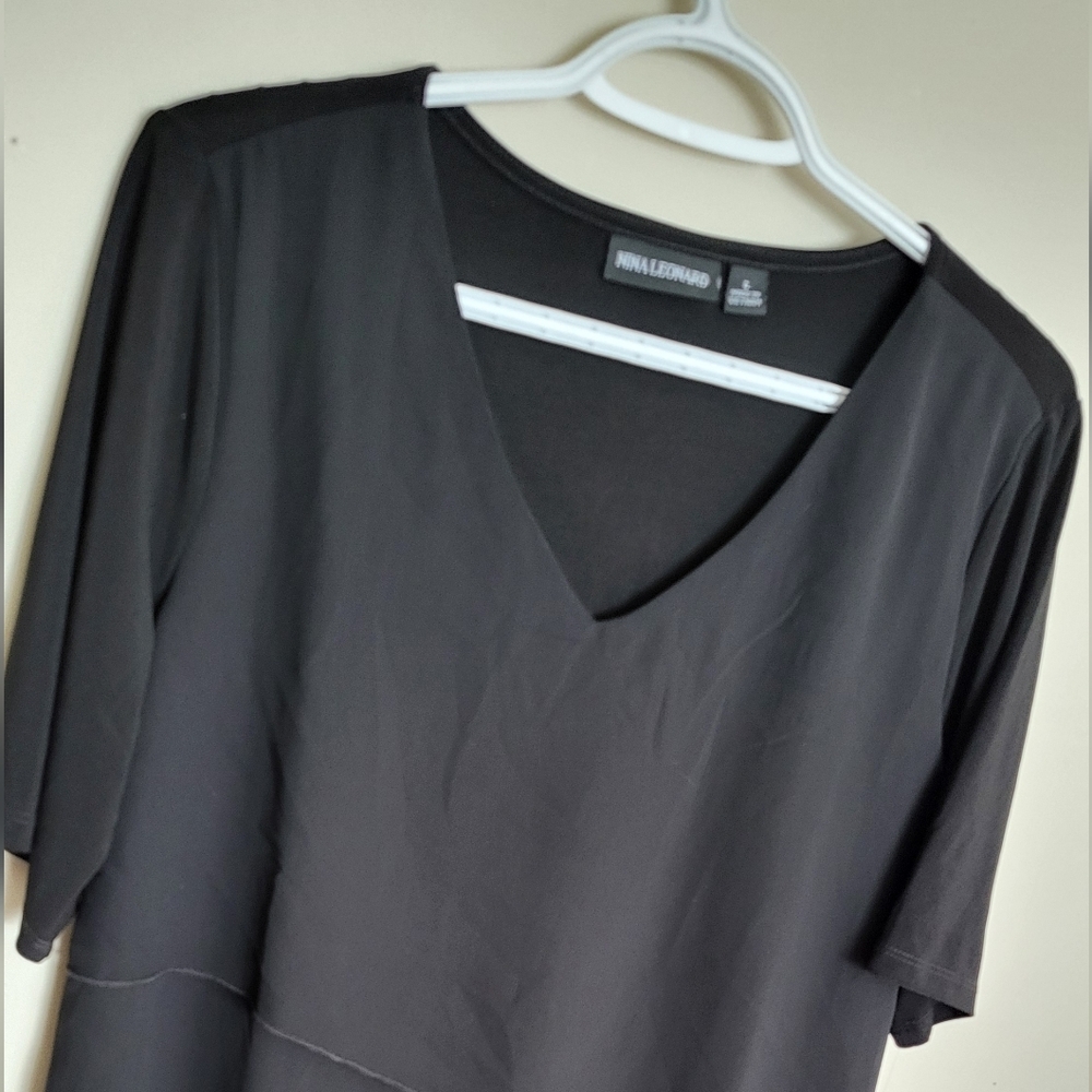 Black Women's Top NINA LEONARD with TAGs hard to find